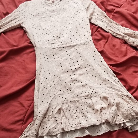 Suzy Shier Light Peach 70s Retro-Inspired Dress - Picture 7 of 8